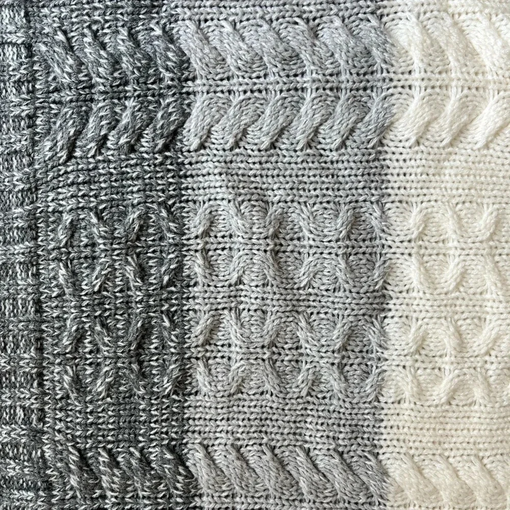 New New York & Co Cable Knit Gray/Ivory Infinity Scarf
